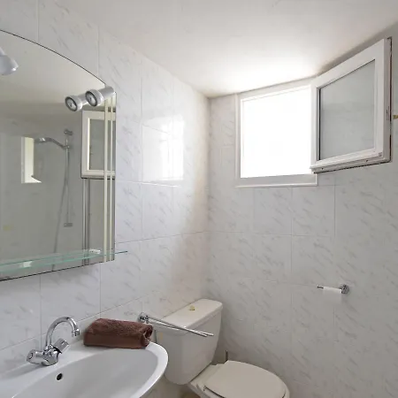 Spacious In Var With Swimming Pool Les Issambres