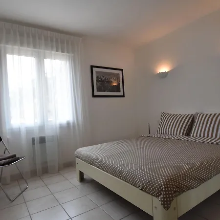 Spacious In Var With Swimming Pool Villa