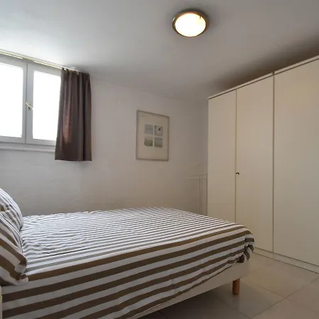 Villa Spacious In Var With Swimming Pool Les Issambres