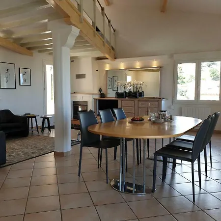 Villa Spacious In Var With Swimming Pool *